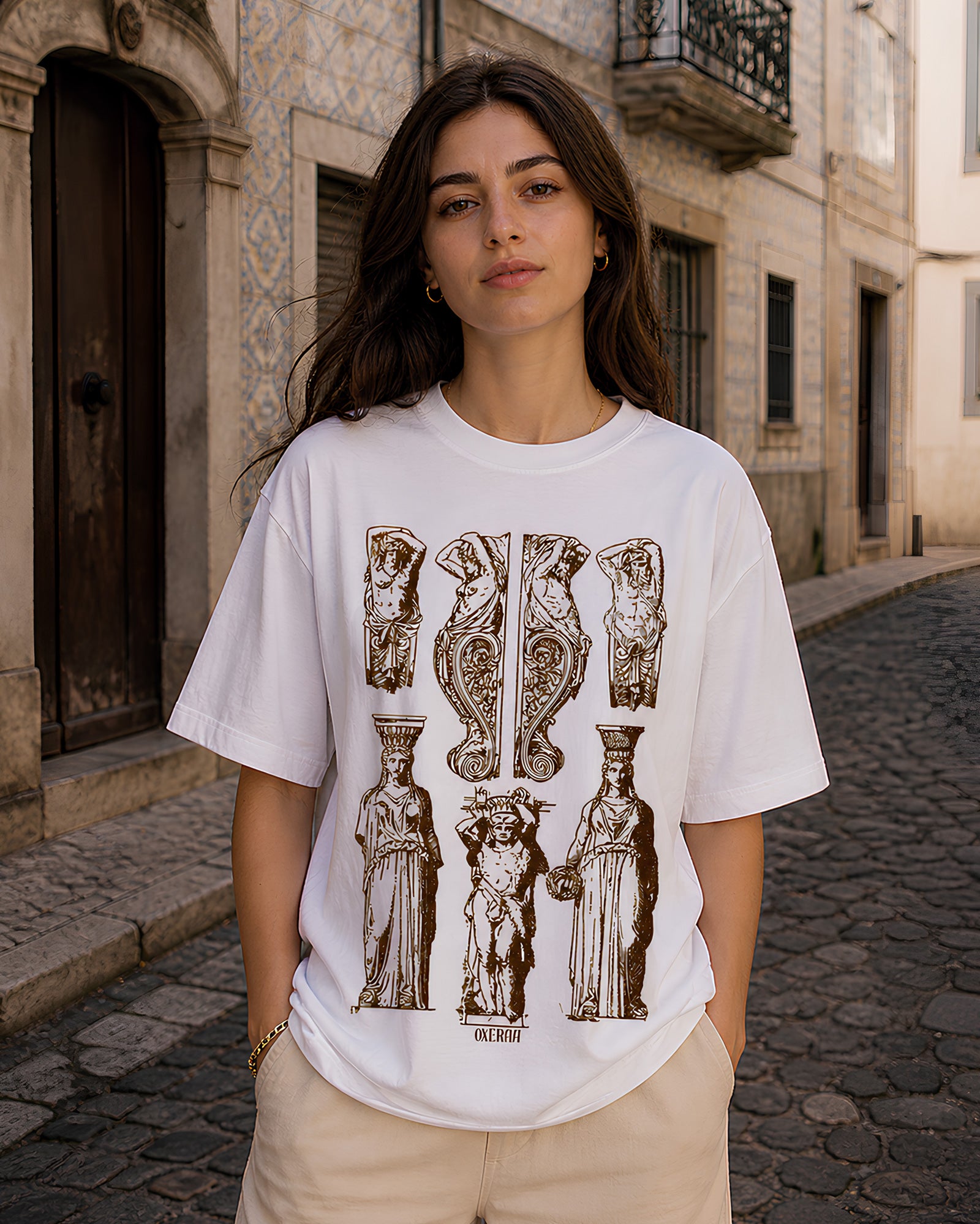 Caryatids Aesthetic Print - Oversized T-Shirt for Women