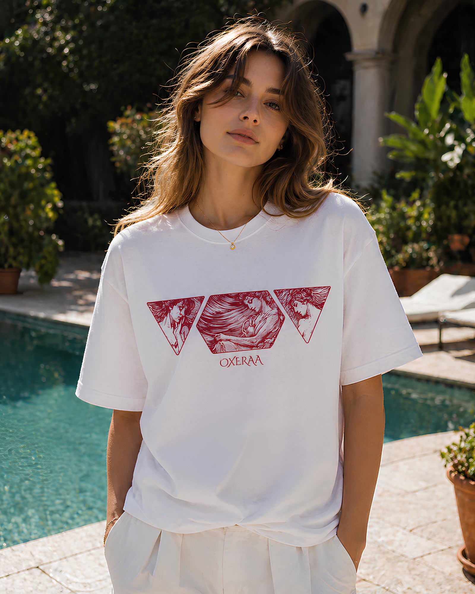 The Three Graces Aesthetic Print - Oversized T-Shirt for Women